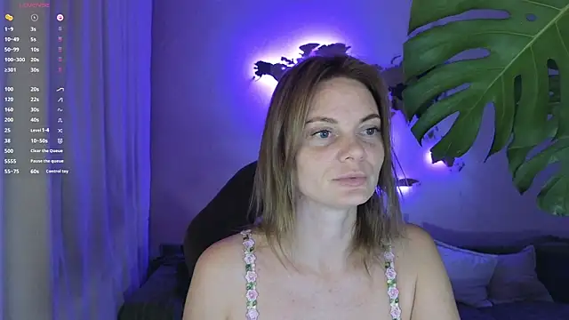 Snapshot of Sam_Klaus chatting on 7, 11, 2025 Sam Klaus online show from 7, 11, 2025