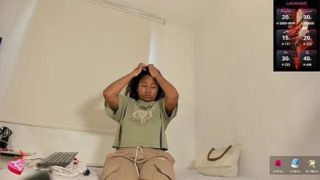 ChanelMillers  online show from 13, 9, 2025