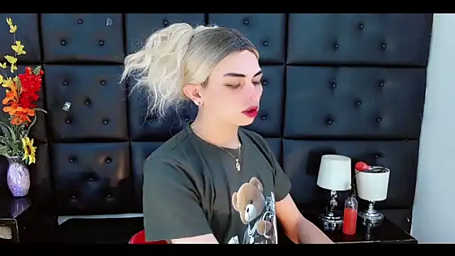 Daniela Pink  online show from 26, 2, 2026