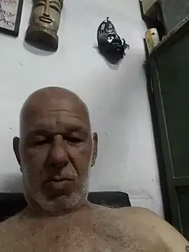 Snapshot of FabiQuilmes chatting on 1, 3, 2025 FabiQuilmes online show from 1, 3, 2025