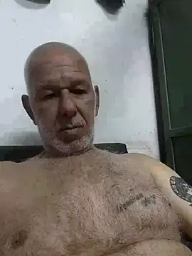 Snapshot of FabiQuilmes chatting on 1, 3, 2025 FabiQuilmes online show from 1, 3, 2025