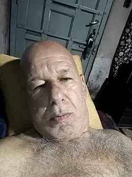 Snapshot of FabiQuilmes chatting on 3, 3, 2025 FabiQuilmes online show from 3, 3, 2025