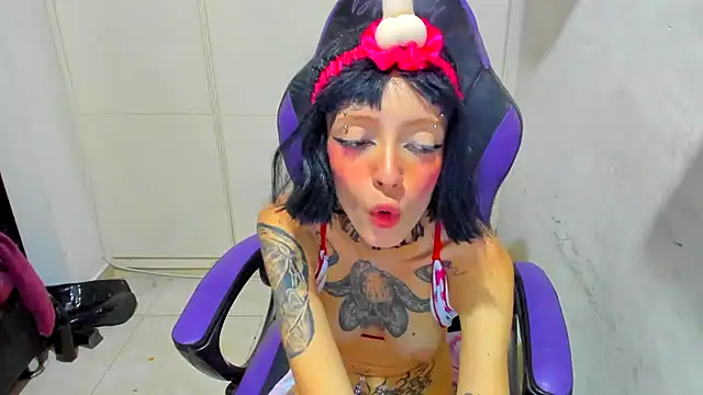 barbara anal squirt  online show from 28, 1, 2025