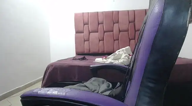 barbara anal squirt  online show from 14, 2, 2025