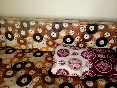 shuhana  online show from 8, 11, 2025