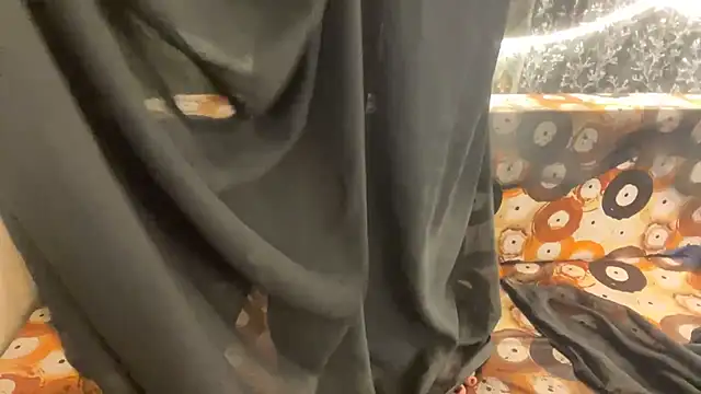 shuhana  online show from 13, 11, 2025