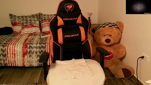 Snapshot of KRISTAL__JACKSON chatting on 18, 3, 2025 KRISTAL JACKSON online show from 18, 3, 2025