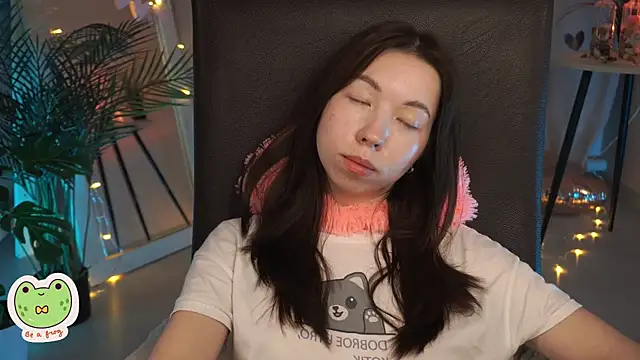 Sarah Son online show from 16, 2, 2025