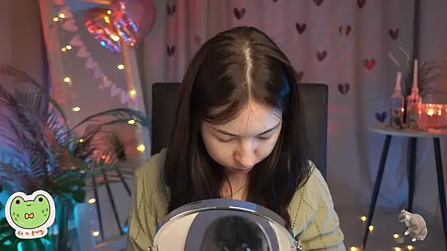 Sarah Son online show from 18, 2, 2025