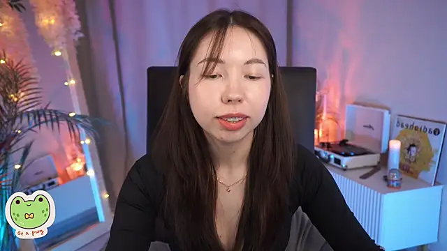 Sarah Son online show from 27, 2, 2025