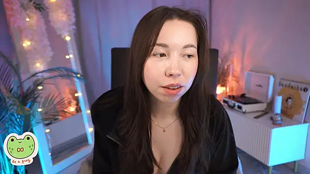 Sarah Son online show from 28, 2, 2025