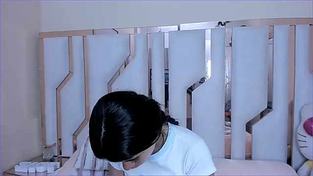 TifanyChill online show from 19, 11, 2025