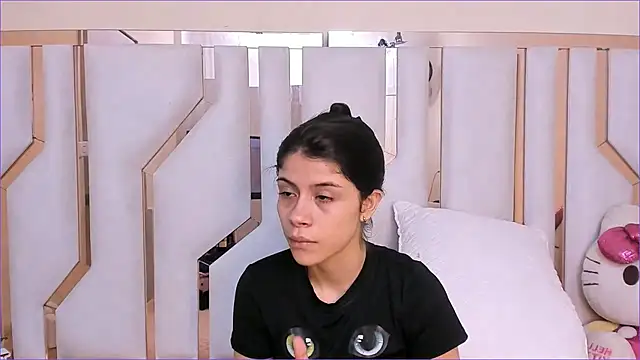 TifanyChill online show from 7, 1, 2026