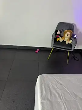 Snapshot of milaivanova chatting on 10, 10, 2025 milaivanova online show from 10, 10, 2025