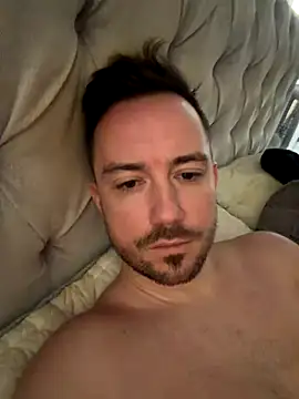 bobbylee2023 online show from 23, 10, 2025