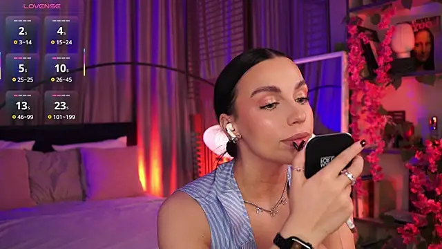 LunaNight online show from 26, 10, 2025