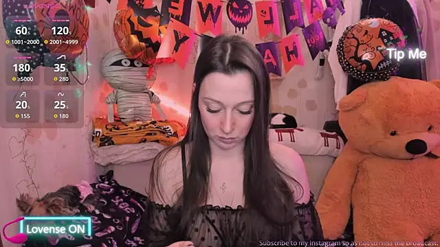 Lilly Black88888 online show from 18, 10, 2025