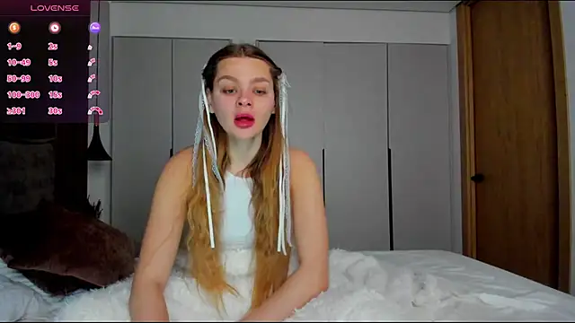 Molly sweetie online show from 23, 2, 2026