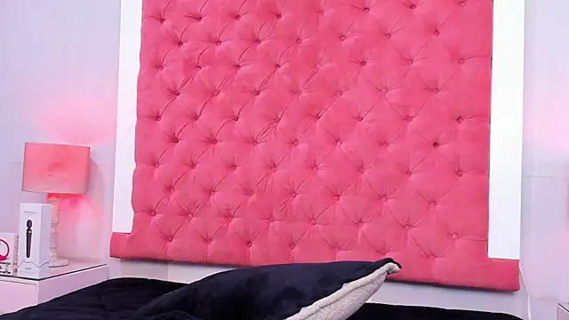 ZendayaGrey online show from 21, 1, 2025