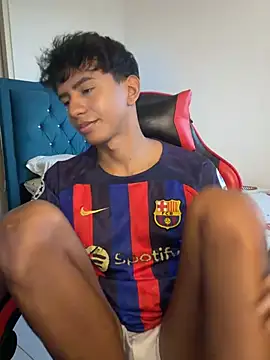 Snapshot of Leonarrrd_01 chatting on 11, 3, 2026 Leonarrrd 01 online show from 11, 3, 2026