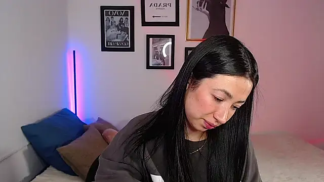 lilyy evanss online show from 31, 1, 2025