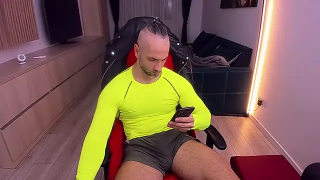 MarisMuscle online show from 15, 2, 2025