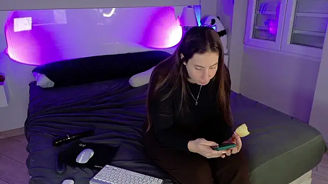 Coco fr online show from 11, 3, 2026