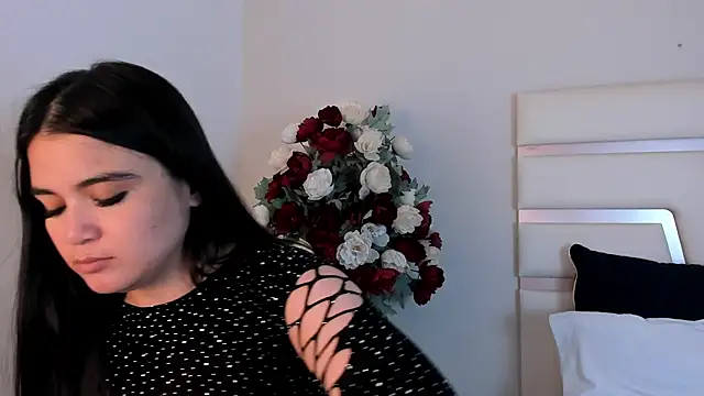 CamilaSofiia online show from 17, 1, 2025
