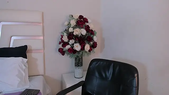 CamilaSofiia online show from 22, 1, 2025