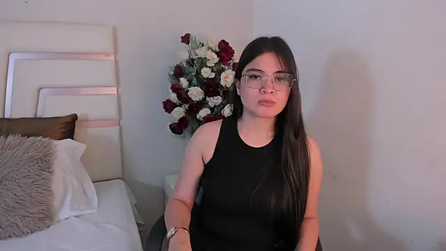 CamilaSofiia online show from 5, 2, 2025
