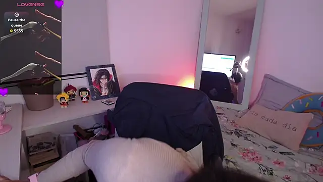 Lexie Thompson10 online show from 19, 11, 2025