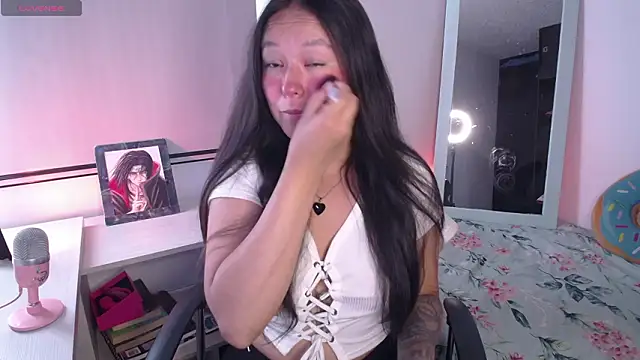 Snapshot of Lexie_Thompson10 chatting on 10, 2, 2026 Lexie Thompson10 online show from 10, 2, 2026