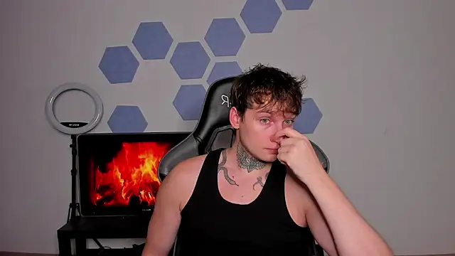 Chris Tyson online show from 22, 10, 2025