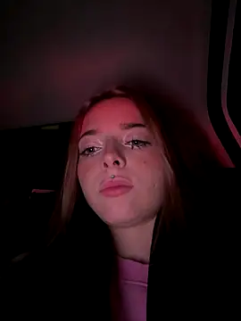 LoraaDoll online show from 22, 10, 2025