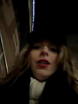 LoraaDoll online show from 16, 11, 2025