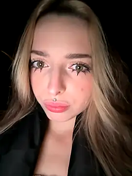 LoraaDoll online show from 20, 11, 2025