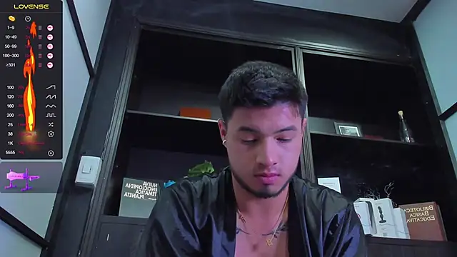 EdwardRoss  online show from 26, 1, 2025