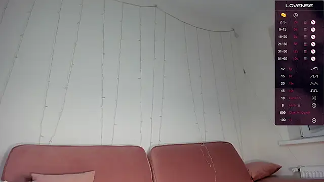 Snapshot of Ria_Woodss chatting on 6, 1, 2025 Ria Woodss online show from 6, 1, 2025