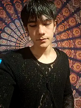 Snapshot of LYZBORNHD chatting on 17, 10, 2025 LYZBORNHD online show from 17, 10, 2025