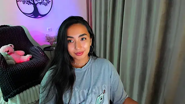 worldofkim online show from 10, 11, 2025