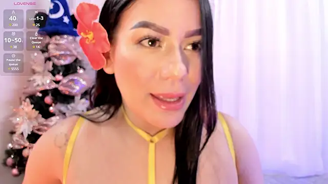 Miah gomez  online show from 3, 12, 2024