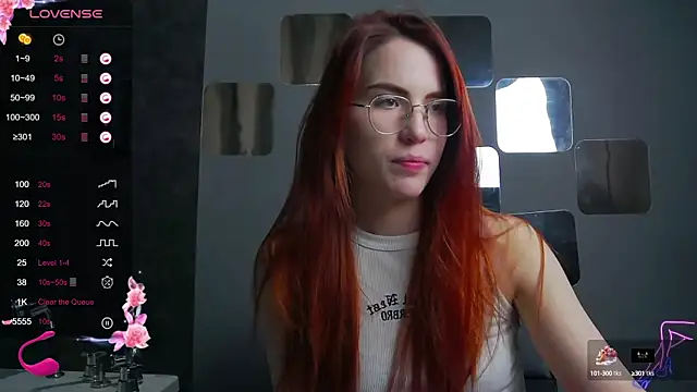 EmilyKents online show from 10, 3, 2025