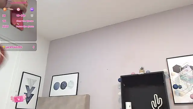 Snapshot of MileyHudson chatting on 19, 3, 2025 MileyHudson online show from 19, 3, 2025