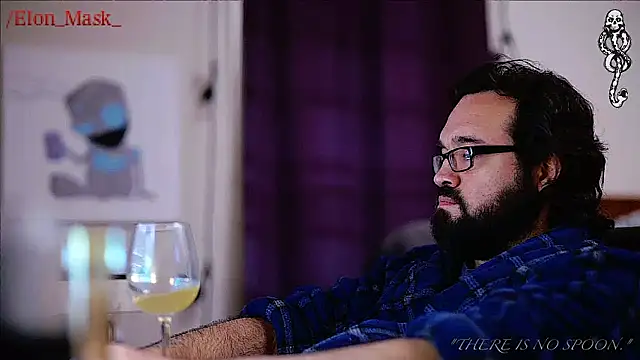 Seraph De La Luna online show from 6, 1, 2025