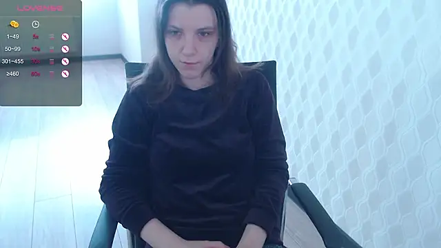 LisaHeart online show from 1, 2, 2026