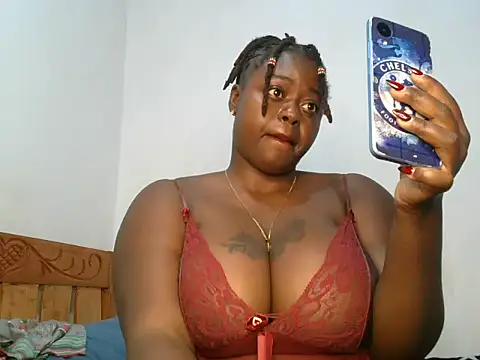 Snapshot of t-QueenSlyy chatting on 1, 11, 2025 t-QueenSlyy online show from 1, 11, 2025