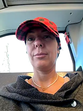 Snapshot of eveangelll chatting on 3, 11, 2025 eveangelll online show from 3, 11, 2025