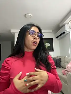 GiiirlPower online show from 2, 10, 2025