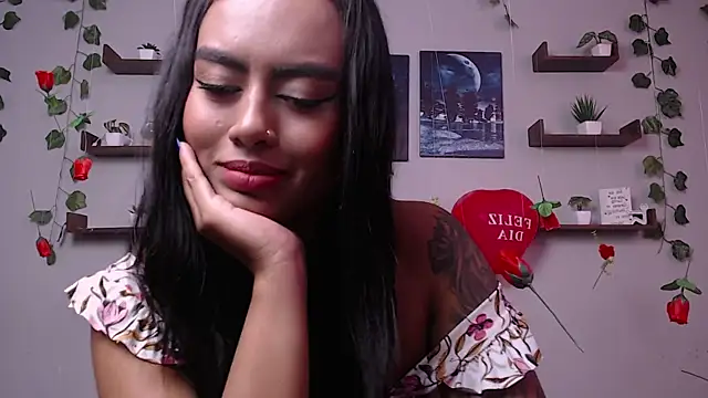 Snapshot of macey_elliot_ chatting on 21, 2, 2025 macey elliot online show from 21, 2, 2025