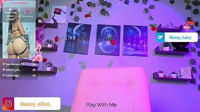 Snapshot of macey_elliot_ chatting on 13, 3, 2025 macey elliot online show from 13, 3, 2025